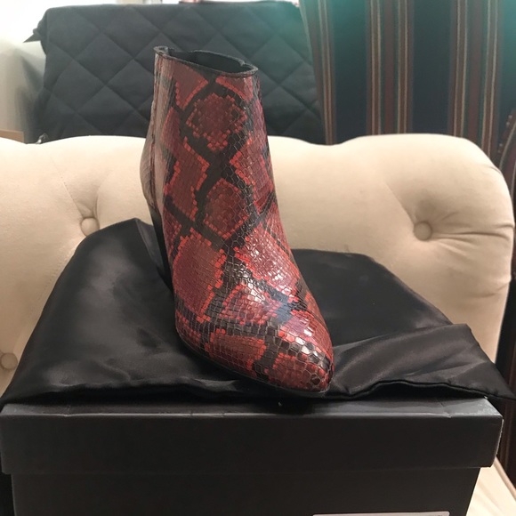 Ron White boots